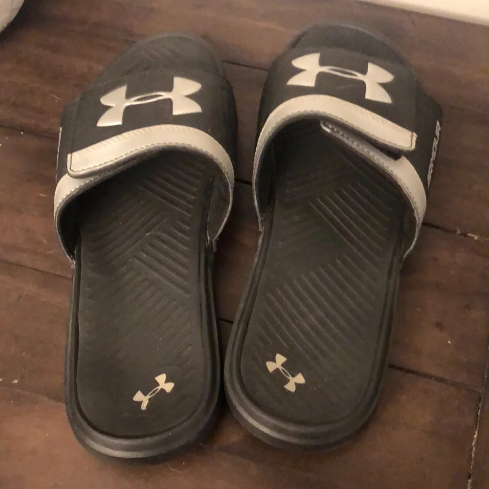 Under Armor slides